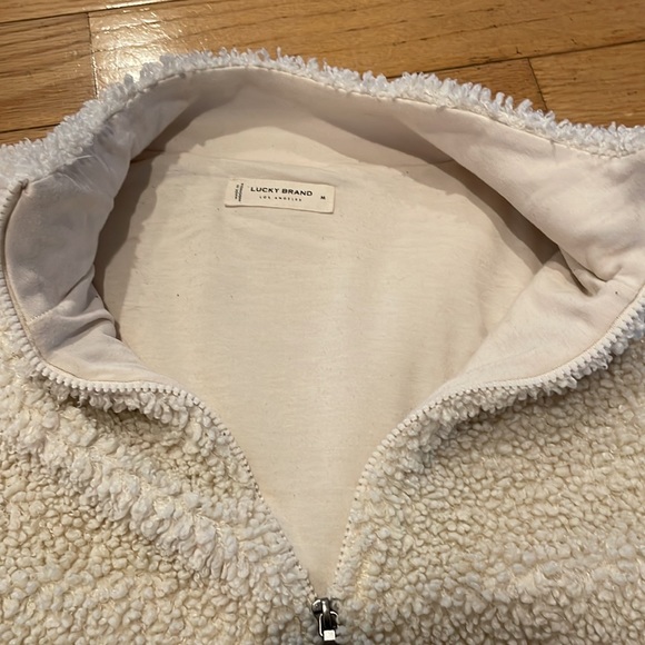 Sherpa Crop - Picture 2 of 3